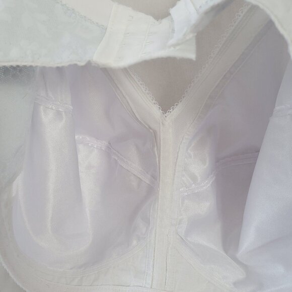 Playtex Wireless Bra Size 44G 18-Hour Ultimate Shoulder Comfort Strap #4693 EUC - Picture 6 of 7